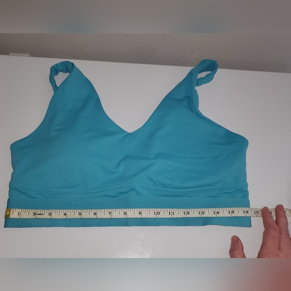 Fabletics sports bra. The light blue, solid XXL - Picture 15 of 15